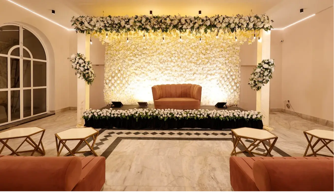 Hotel Varuna